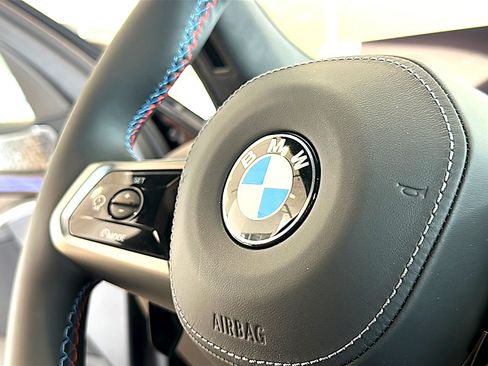 New 2027 BMW M5 Touring AWD/4WD image 21