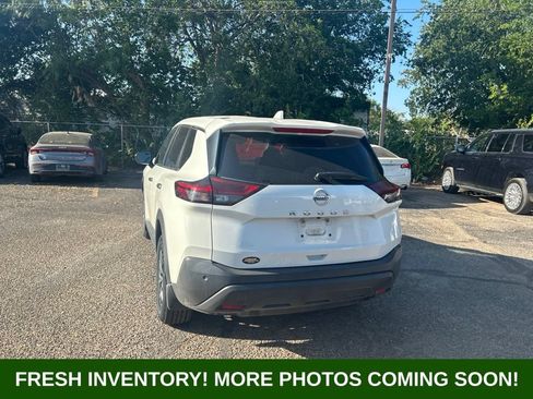 Used 2021 Nissan Rogue S FWD image 4