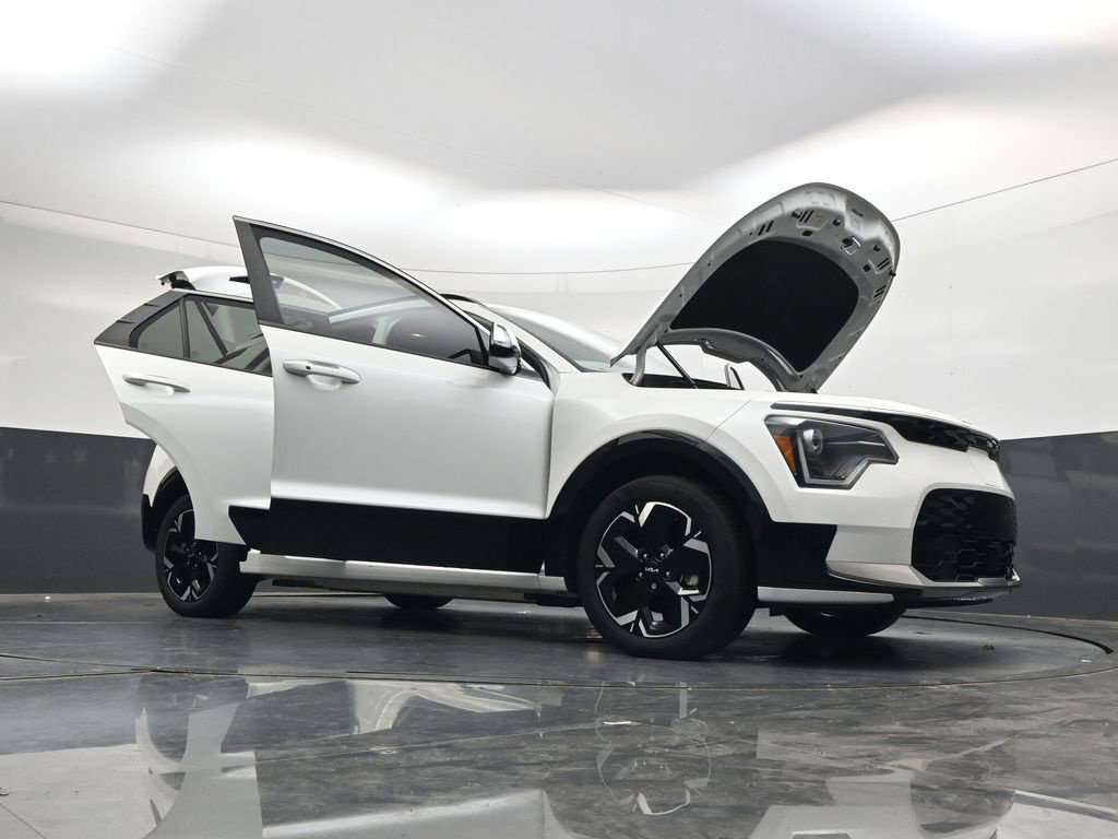 Used 2024 Kia Niro Wind FWD image 47