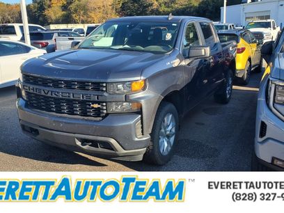 Used 2022 Chevrolet Silverado 1500 Custom w/ Safety Confidence Package