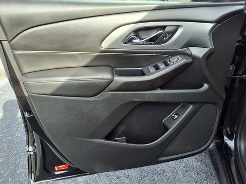 Certified 2021 Chevrolet Traverse LT image 11