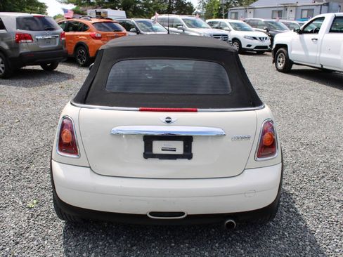 Used 2009 MINI Cooper Convertible FWD image 16