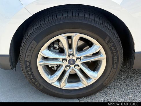 Used 2017 Ford Edge SEL w/ Equipment Group 201A FWD image 9