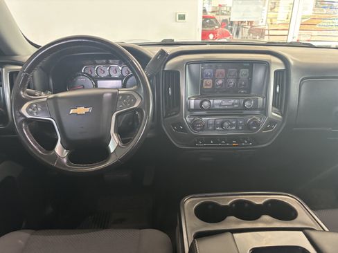 Used 2018 Chevrolet Silverado 1500 LT w/ All Star Edition AWD/4WD image 3