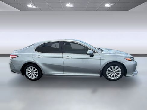 Certified 2020 Toyota Camry LE FWD image 8
