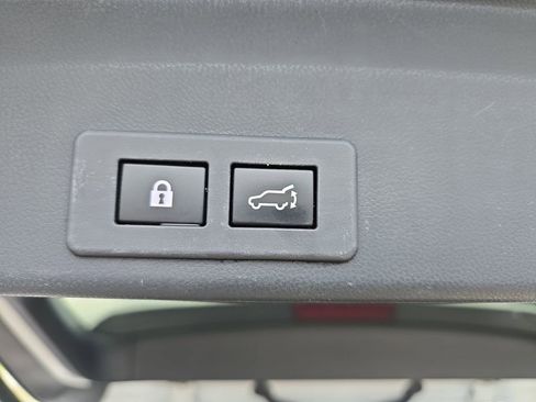 Used 2020 Subaru Ascent Limited w/ Popular Package #3 AWD/4WD image 33
