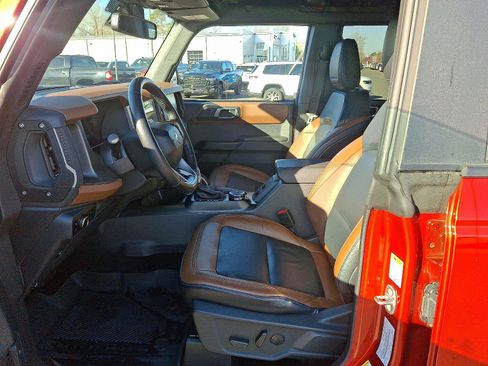 Used 2024 Ford Bronco Outer Banks image 13