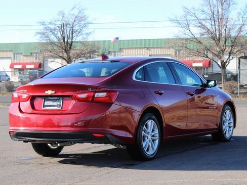 Used 2017 Chevrolet Malibu LT w/ LPO, Convenience Package 2 image 5
