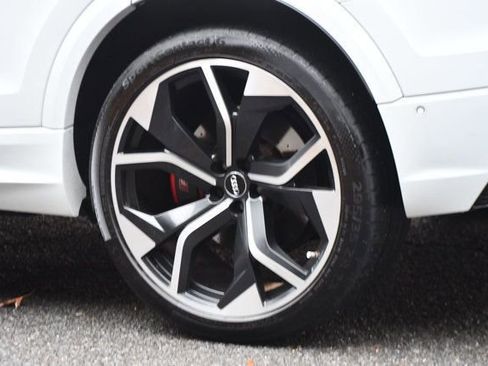 Used 2020 Audi RS Q8 w/ Carbon Optic Package image 23