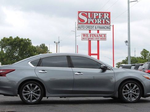 Used 2018 Nissan Altima 2.5 SR w/ SR Special Edition FWD image 5