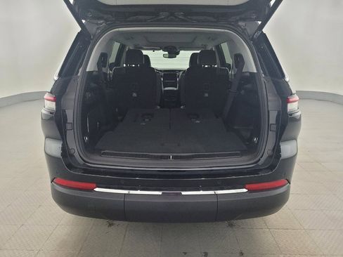 Used 2022 Jeep Grand Cherokee L Limited image 29