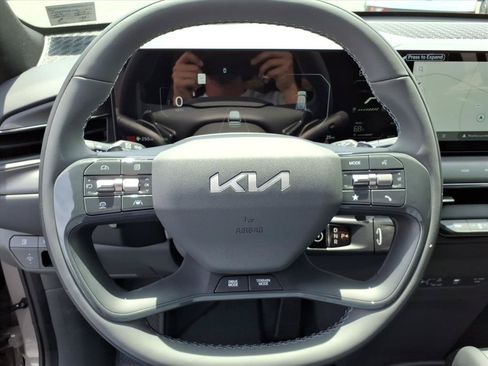 New 2026 Kia EV9 Land w/ Nightfall Edition Package AWD/4WD image 19