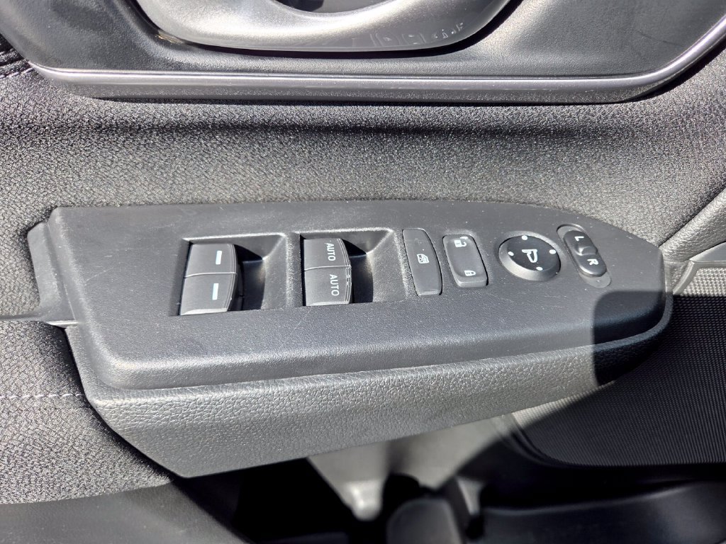 Certified 2021 Honda CR-V EX image 30