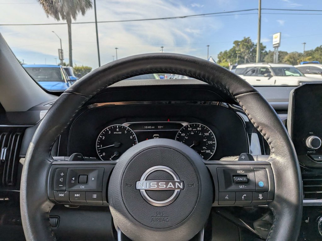Used 2025 Nissan Pathfinder SV FWD image 22