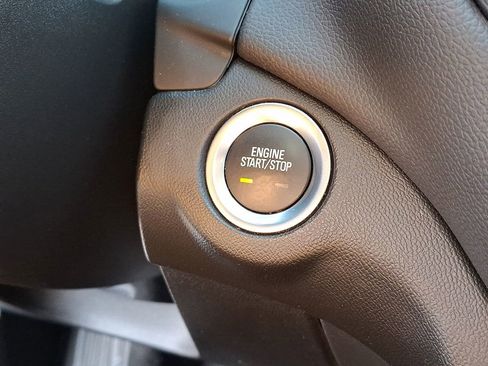 Used 2023 Chevrolet Equinox LT image 20