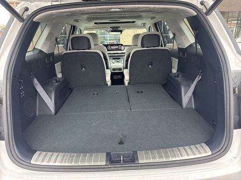 Used 2023 Hyundai Palisade Calligraphy image 21