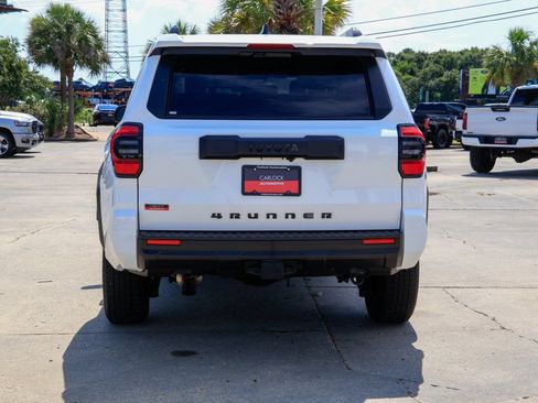 Used 2025 Toyota 4Runner SR5 RWD image 25
