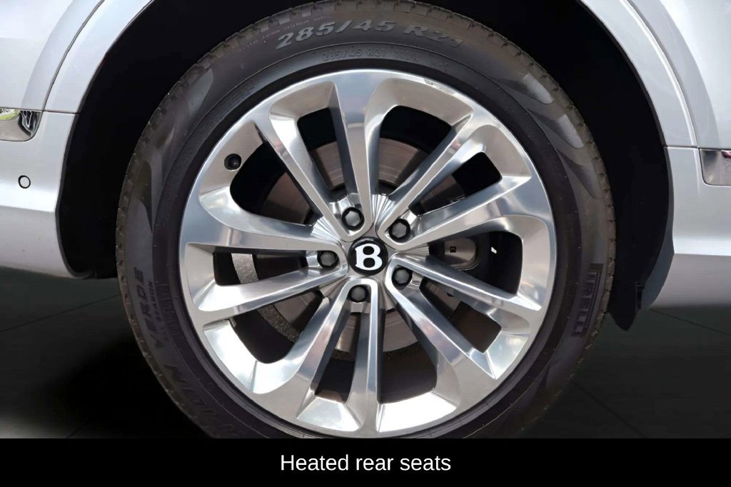 Used 2023 Bentley Bentayga Extended Wheelbase AWD/4WD image 22