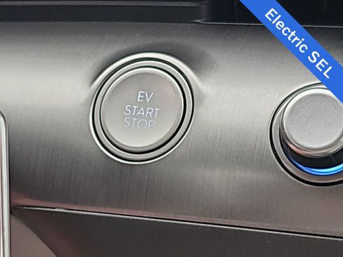 Certified 2024 Hyundai Kona SEL FWD image 24