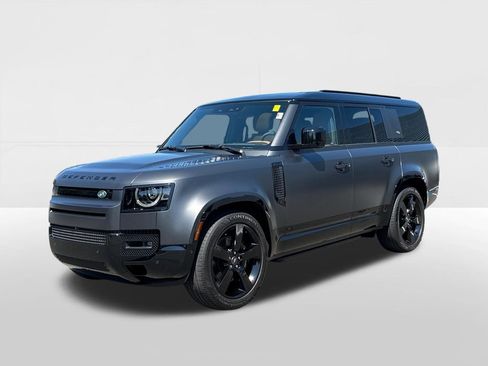 Used 2024 Land Rover Defender 130 V8 AWD/4WD image 1