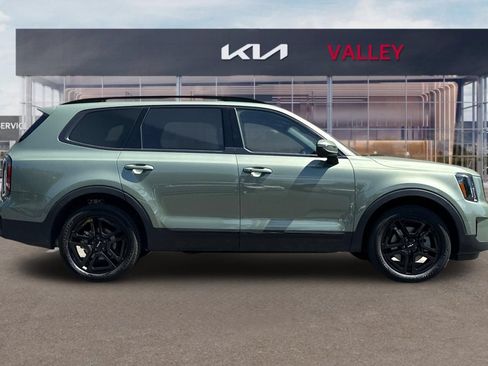 Used 2024 Kia Telluride EX X-Line AWD/4WD image 3