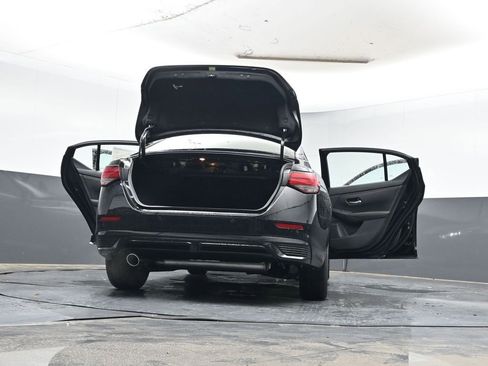 New 2025 Nissan Sentra SR w/ Midnight Edition image 34