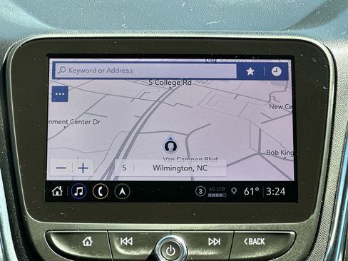 Used 2022 Chevrolet Equinox LT FWD image 28