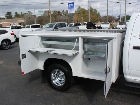 Used 2024 RAM 3500 SLT w/ Quick Order Package 2YG SLT image 17