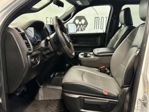 Used 2022 RAM 3500 Big Horn image 7