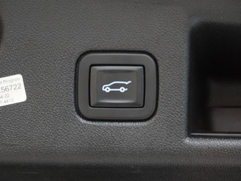 Used 2019 Chevrolet Equinox LT AWD/4WD image 10