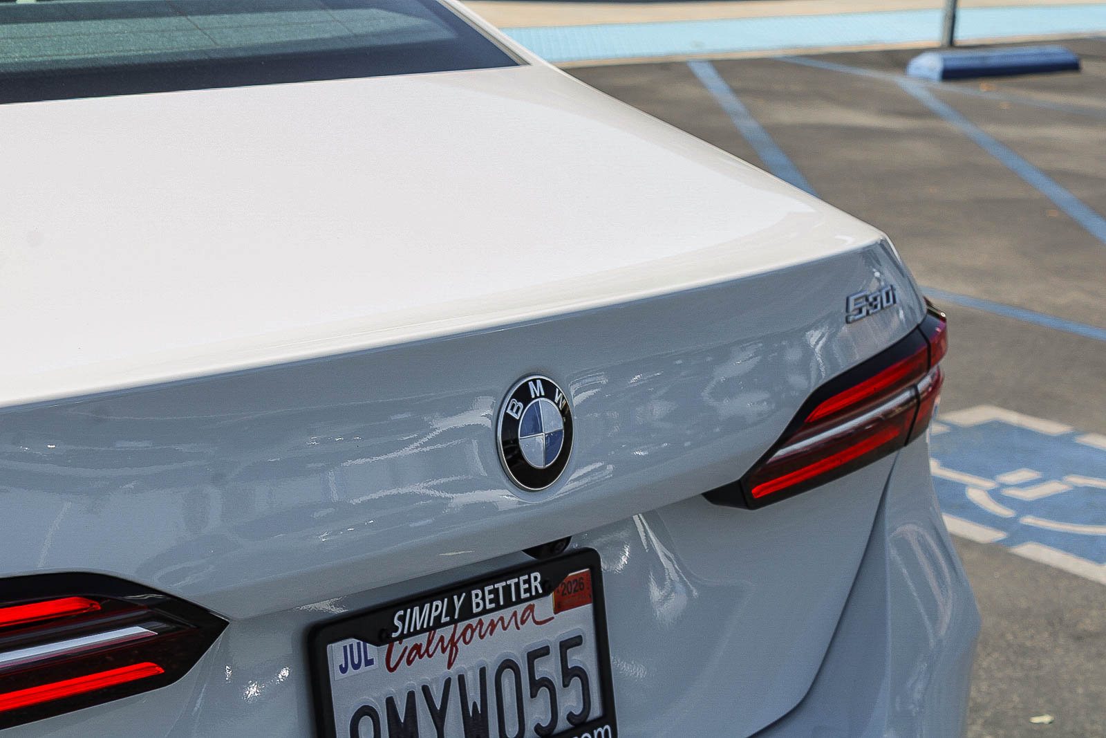 Used 2024 BMW 530i w/ Convenience Package RWD image 11