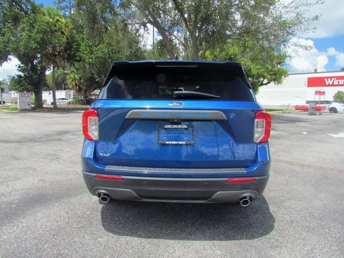 Used 2022 Ford Explorer XLT w/ Equipment Group 202A RWD image 7
