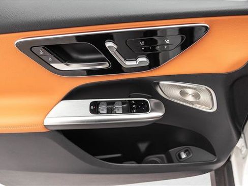 New 2026 Mercedes-Benz GLC 300 4MATIC image 14