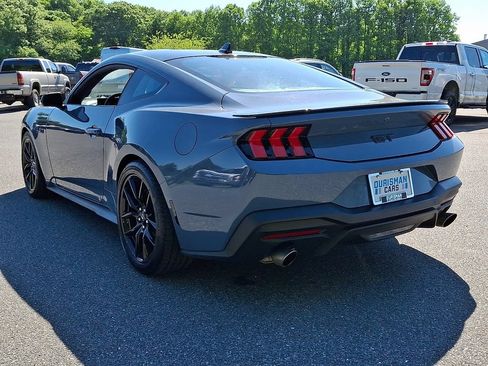 Used 2024 Ford Mustang GT RWD image 4