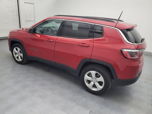 Used 2018 Jeep Compass Latitude w/ Cold Weather Group image 3