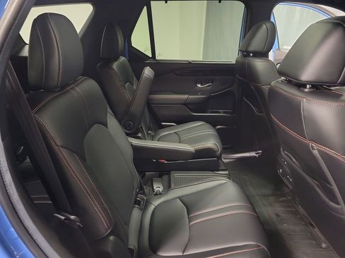 Used 2024 Honda Pilot TrailSport image 24