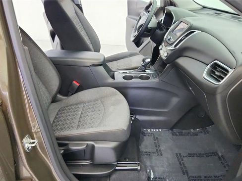 Used 2024 Chevrolet Equinox LT FWD image 36