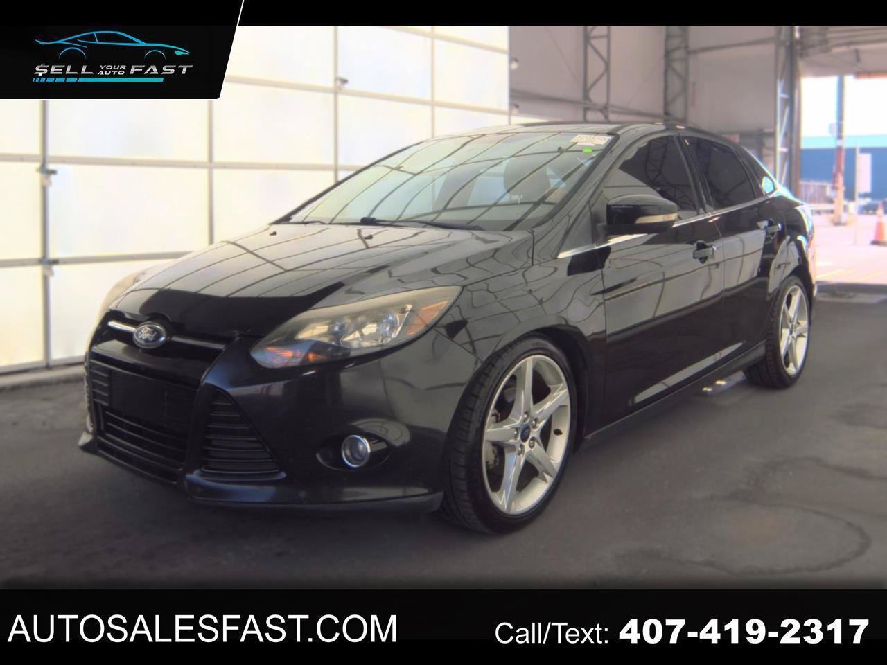 Used 2013 Ford Focus Titanium w/ Titanium Handling Pkg FWD image 1
