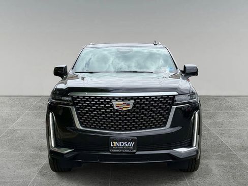 Used 2023 Cadillac Escalade ESV Premium Luxury AWD/4WD image 8