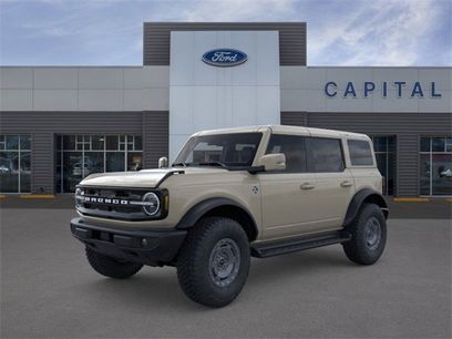 New 2025 Ford Bronco Outer Banks w/ Sasquatch Package