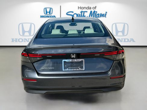 New 2025 Honda Accord SE image 5