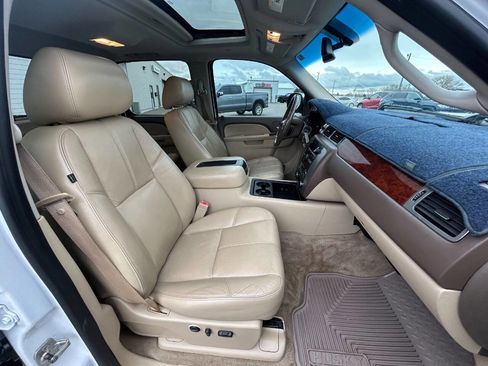 Used 2010 GMC Sierra 1500 SLT image 12