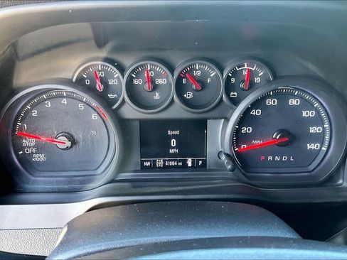 Used 2023 Chevrolet Silverado 1500 Custom Trail Boss w/ LPO, Dark Essentials Package AWD/4WD image 14