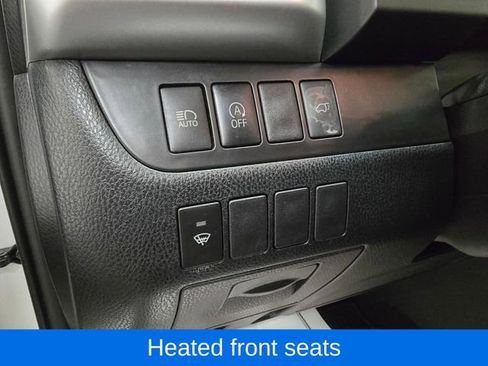 Used 2019 Toyota Highlander XLE image 17