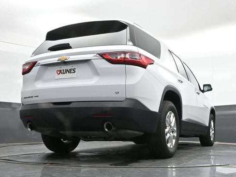 Used 2021 Chevrolet Traverse LT w/ LPO, Floor Liner Package AWD/4WD image 41