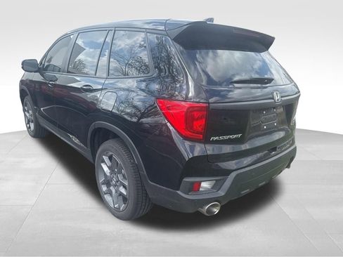 Used 2023 Honda Passport EX-L image 5