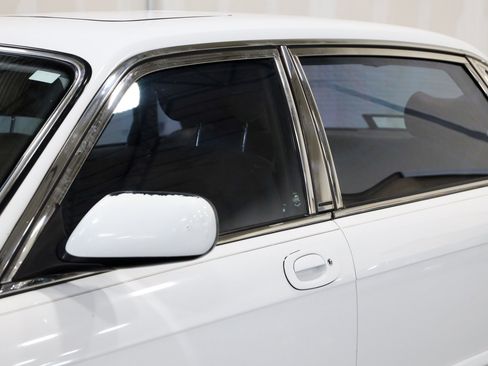 Used 1997 Jaguar XJ6 L RWD image 26