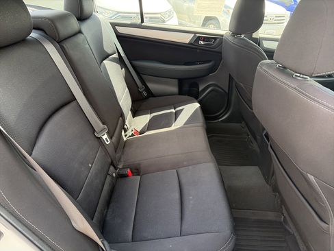 Used 2016 Subaru Legacy 2.5i Premium AWD/4WD image 9