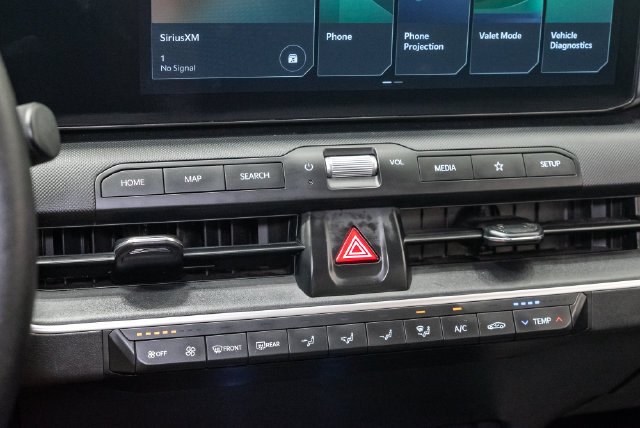 Used 2025 Kia K4 FWD image 18