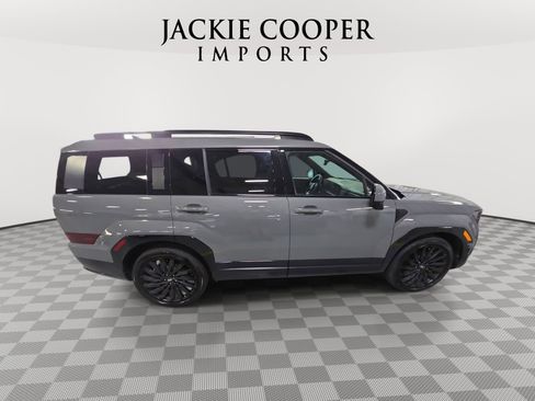 Used 2025 Hyundai Santa Fe Calligraphy AWD/4WD image 4